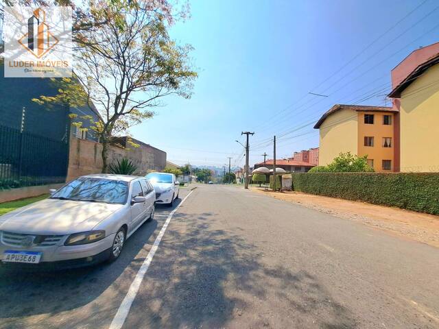 #871 - Apartamento para Venda em Curitiba - PR