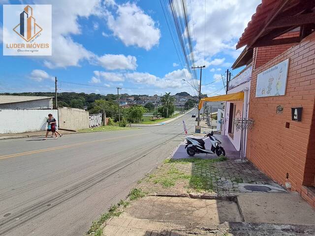 #911 - Casa para Venda em Campo Largo - PR
