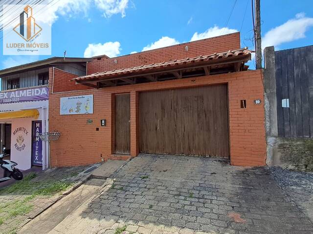 #911 - Casa para Venda em Campo Largo - PR