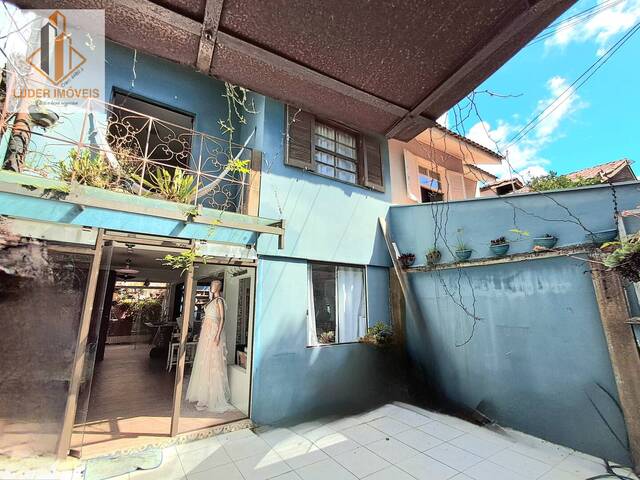 #915 - Sobrado para Venda em Curitiba - PR - 1