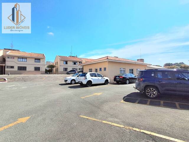 #931 - Apartamento para Venda em Curitiba - PR