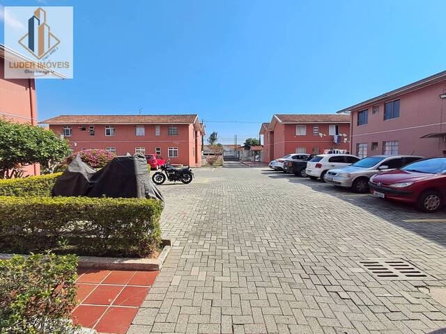 #950 - Apartamento para Venda em Curitiba - PR