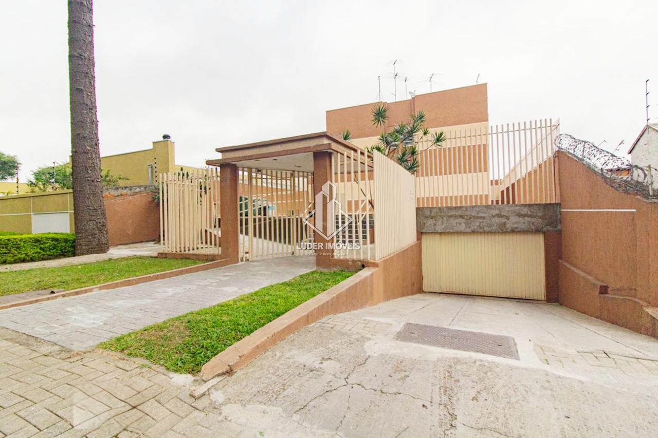 Apartamento 2 dormitórios no Edifício Platina, Água Verde, Curitiba - PR em Água Verde