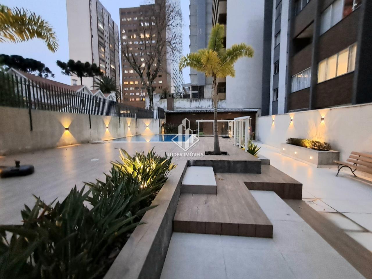 Apartamento venda bairro Centro em Curitiba em Centro